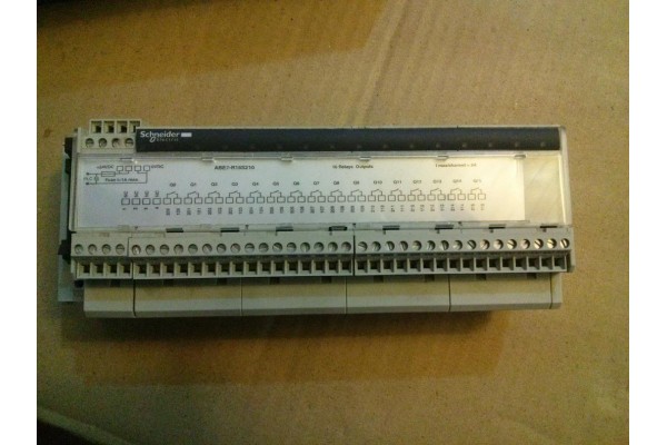 PLC, ABE7 R16S210, Modicon 054528, Schneider Electric  (14 Days Warrenty on Entire Stock)